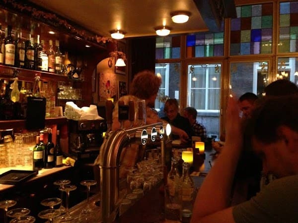 Restaurant Le Café à Den Haag, Pays-Bas