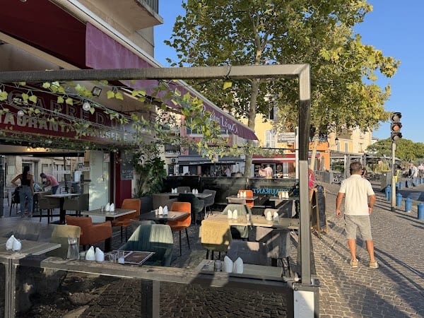 Restaurant Le Carré d’Or à Martigues, France