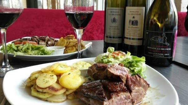 Restaurant Le Cellier à Pantin, France