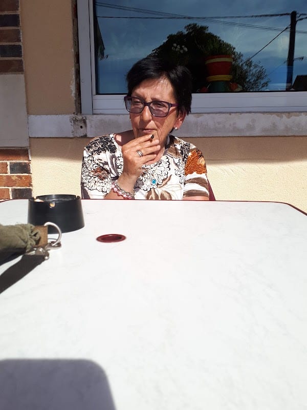 Restaurant Le Champicaunais à Champs-sur-Yonne, France