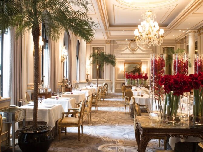 Restaurant Le Cinq à Paris, France