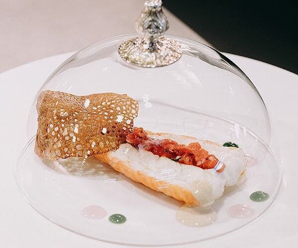 Restaurant Le Cinq à Paris, France