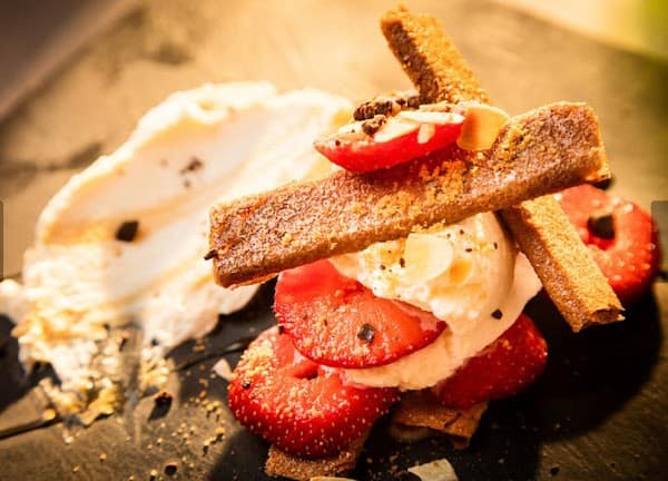 Restaurant Le Dauphin à Le Grau-du-Roi, France