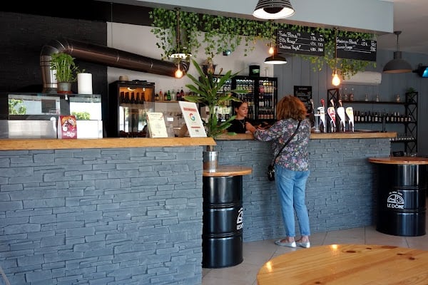 Le Dôme – Restaurant Traditionnel à Istres, France