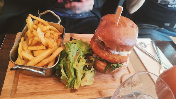 Restaurant Le Grey à Verrières-le-Buisson, France