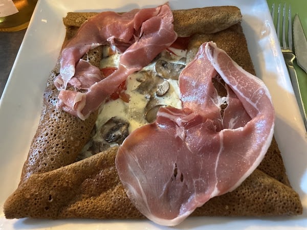 Le Grillon, Restaurant, Crêperie, Grill avec Agneau de Pré-salé, produits locaux, Hôtel à Pontorson, France