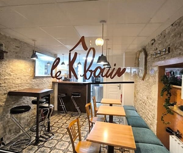 Restaurant Le Kbouin à Lion-sur-Mer, France