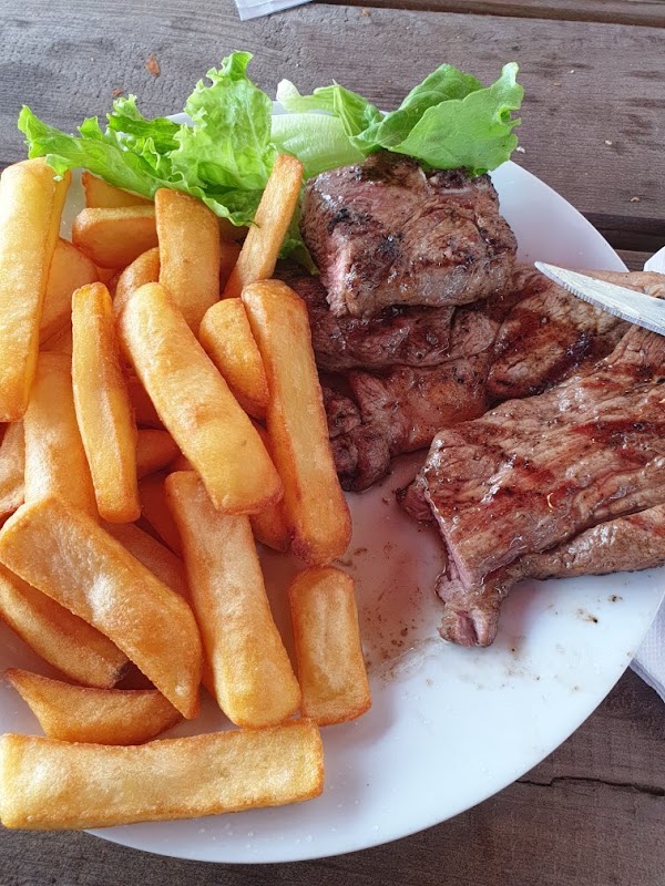 Le Marquis de la Guintre : Restaurant estival, grillade de viande d’agneau de prés salés au pied du Mont Saint-Michel à Courtils, France