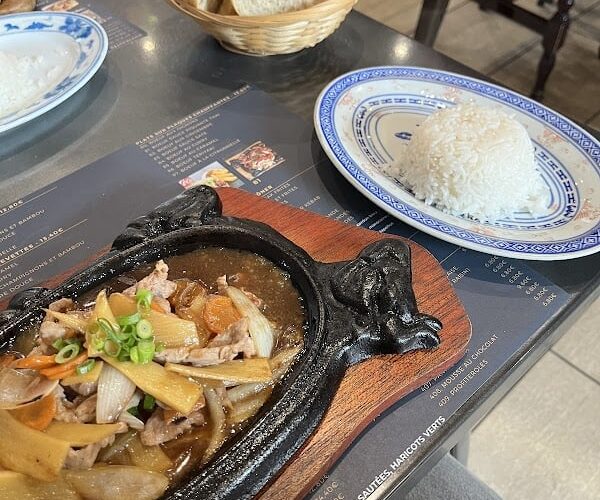 Restaurant Le Méry Saïgon à Méry-sur-Seine, France