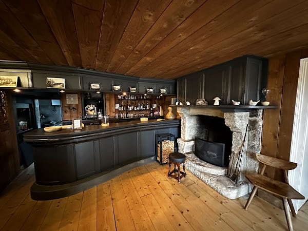 Restaurant Le Moulin à Vent à La Hague, France