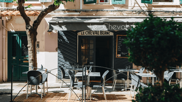 Restaurant Le (Petit) Cheval Blanc à Ajaccio, France