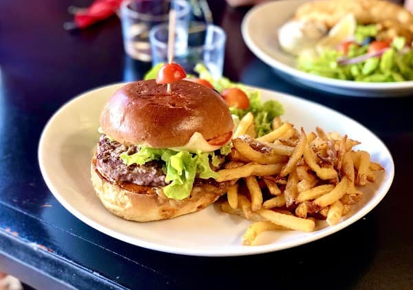 Restaurant Le Petit Local à Carcans_Plages, France