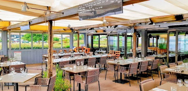 Restaurant Le Pinasse Café à Lège-Cap-Ferret, France