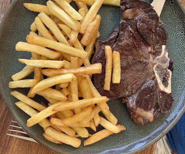 Restaurant Le pistou à Le Grau-du-Roi, France