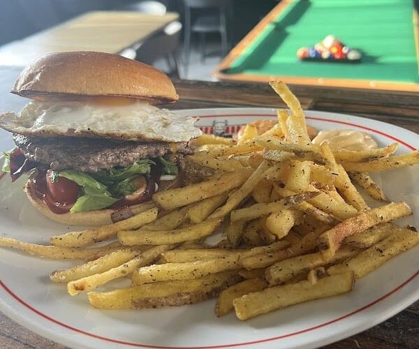 Restaurant Le plan des collègues à Les Pennes-Mirabeau, France