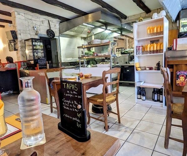 Restaurant Le point cardinal à Le Grau-du-Roi, France