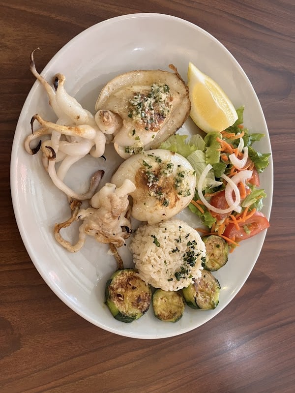 Restaurant Le point cardinal à Le Grau-du-Roi, France