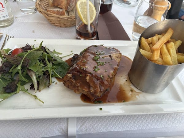 Restaurant Le Port Saint Leu à Amiens, France