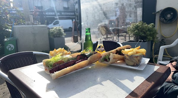 Restaurant Le Provençal à Le Blanc-Mesnil, France