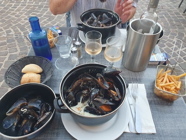 Le Quai des Pirates – Restaurant et magasin de fruits de mer et coquillages Martigues à Martigues, France