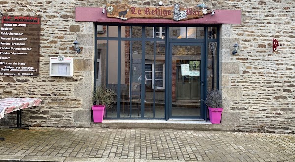 Restaurant Le Refuge à Saint-Broladre, France