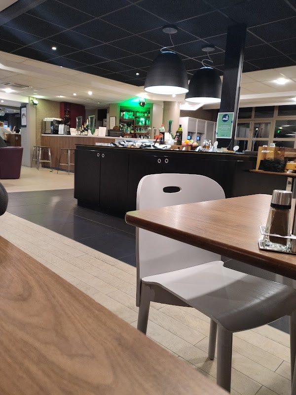 Le Restaurant à Bobigny, France