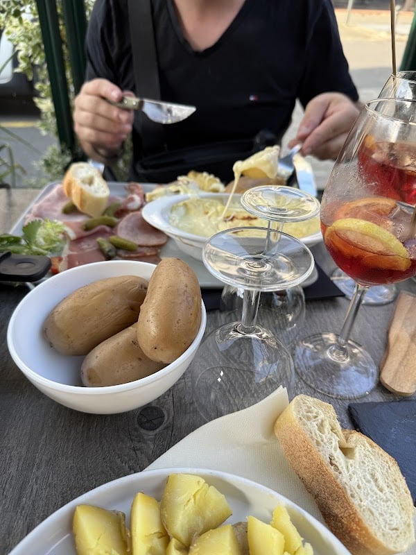 Restaurant Le Savoyard à Rambouillet, France
