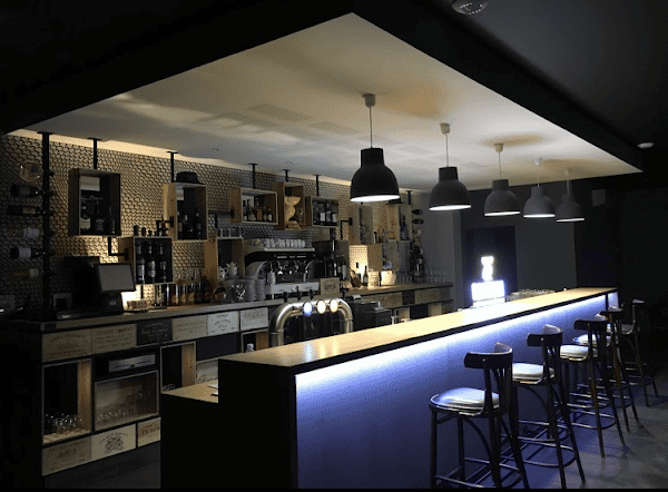 Restaurant LE VASCO DE GAMA à Le Monastère, France