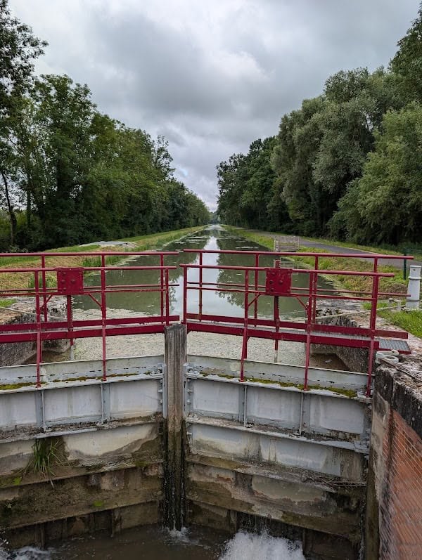 Restaurant L’Ecluse n°8 à Saint-Mesmin, France