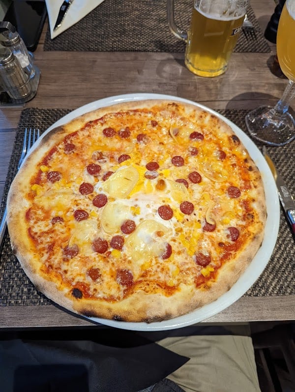 Restaurant L’Edel Lounge Bar à Bulle, Suisse