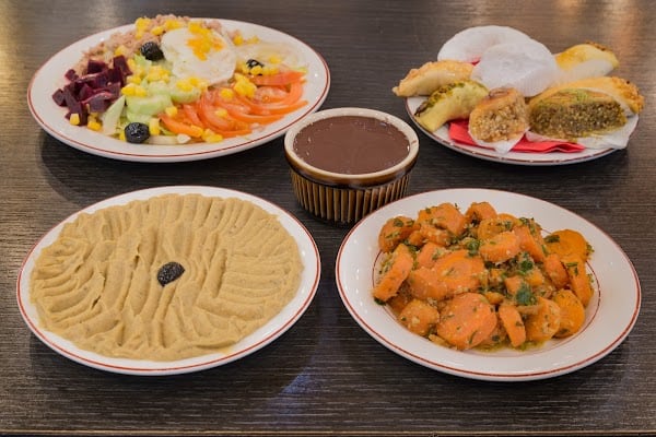 Restaurant Les 2 Amis à Pantin, France