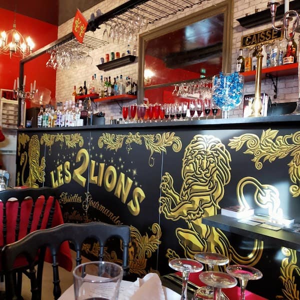 Restaurant Les 2 Lions à Pontigny, France