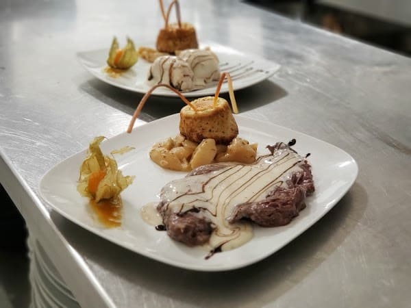 Restaurant Les 2 Lions à Pontigny, France