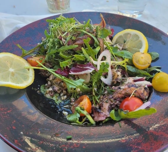 Restaurant Les 2 Pins à Bandol, France