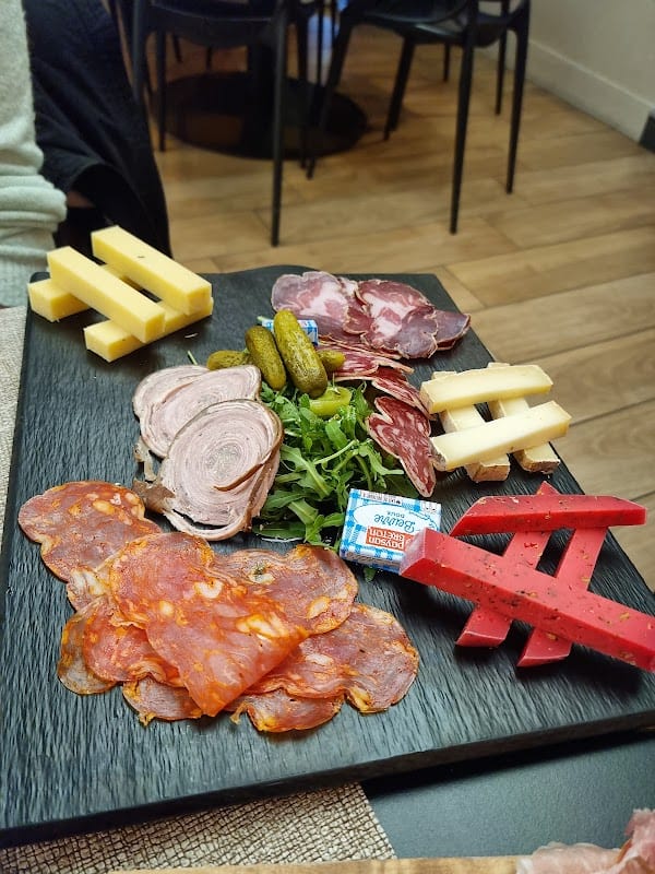 Restaurant Les Bouchées Doubles à Amiens, France