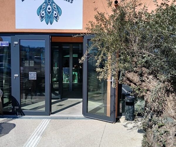 Restaurant Les Halles des Sybilles à Les Pennes-Mirabeau, France