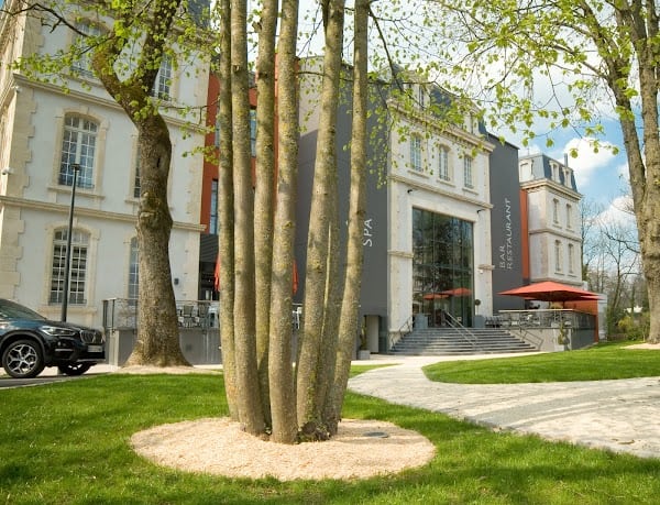 Restaurant Les Jardins Du Mess à Verdun, France