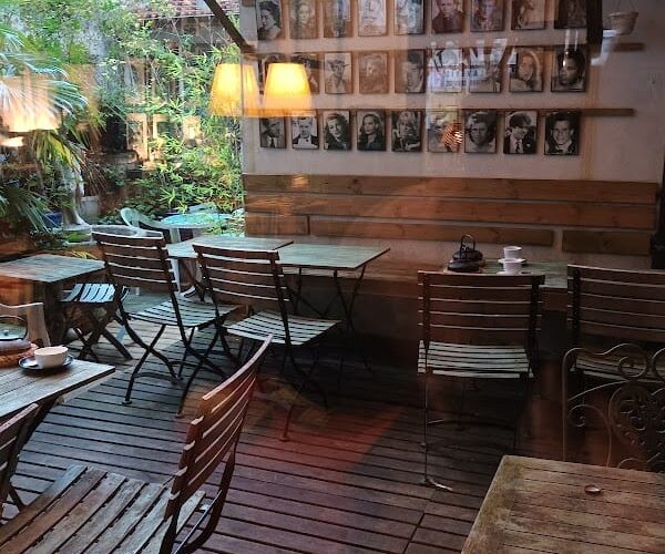 Restaurant Les Petites Faims à Clamart, France