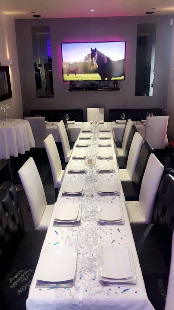 Restaurant Les Petits Mouchoirs à Clamart, France