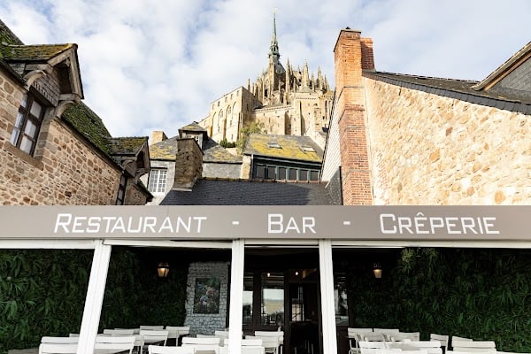 Restaurant Les Remparts à Le Mont-Saint-Michel, France