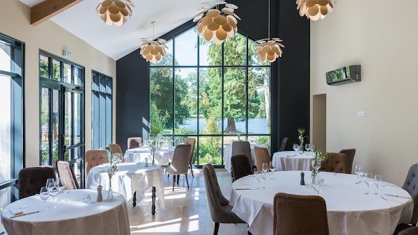 Restaurant LES TERRASSES DE CLAIREFONTAINE à Clairefontaine-en-Yvelines, France