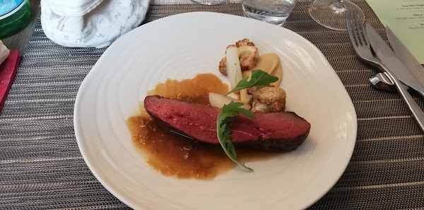 Restaurant Les Trois Bourgeons à Chablis, France