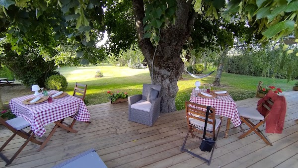 Restaurant L’Escale 87 à Villeblevin, France