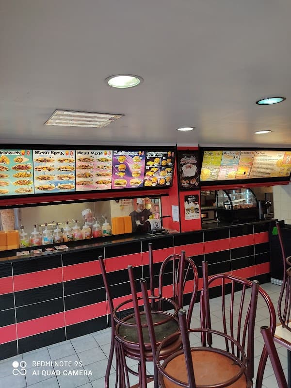 Restaurant L’escale du Blanc Mesnil à Le Blanc-Mesnil, France