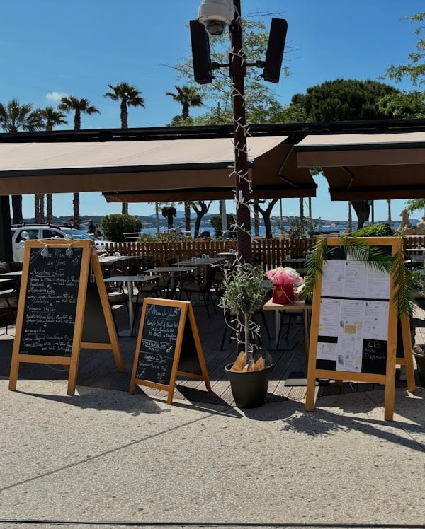 Restaurant L’Estanco de la Dentellière à Bandol, France