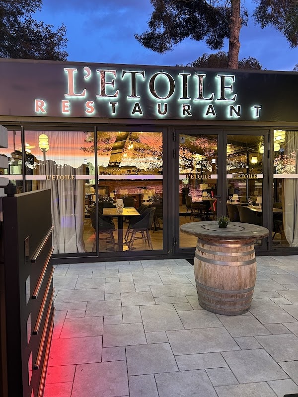 L’Etoile restaurant à Saint-Raphaël, France