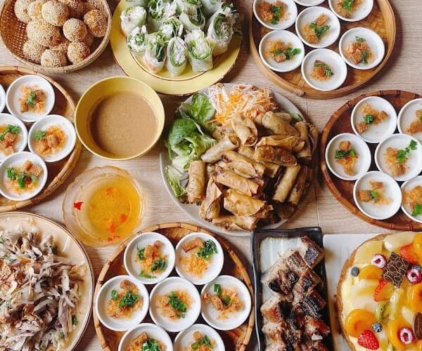 little garden restaurant à Saint-Étienne, France