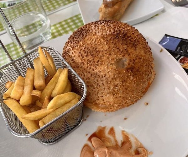 Restaurant L’Oliveraie à Clisson, France