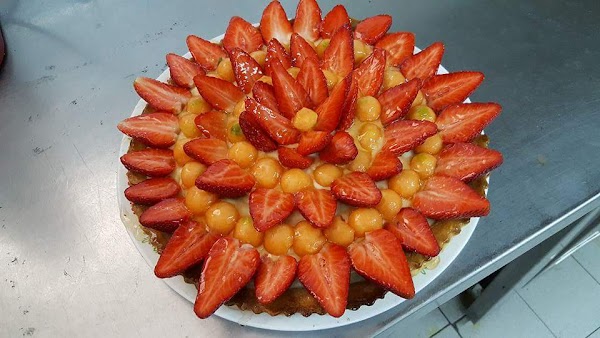 Restaurant Longo Mai à Le Grau-du-Roi, France