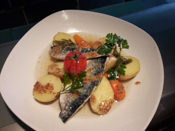 Restaurant L’Utopie à Cabrières-d'Avignon, France